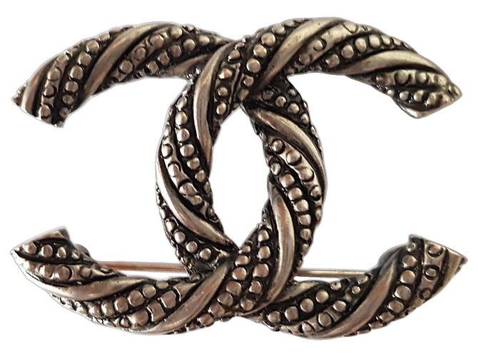 Spilla Chanel Logo CC Argento 