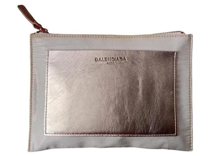 Balenciaga Clutch mit Metallic-Einsatz Beige Metallisch
