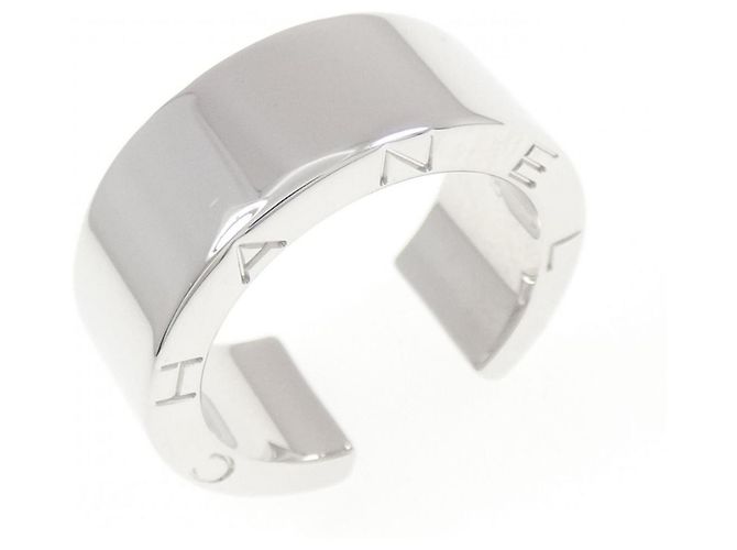 Chanel C Signature Ring Medium