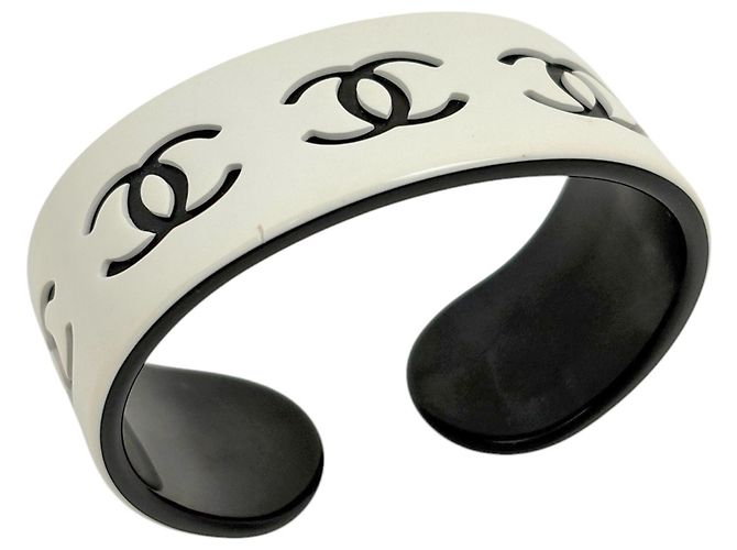 Bangles Chanel in plastica bianca Bianco