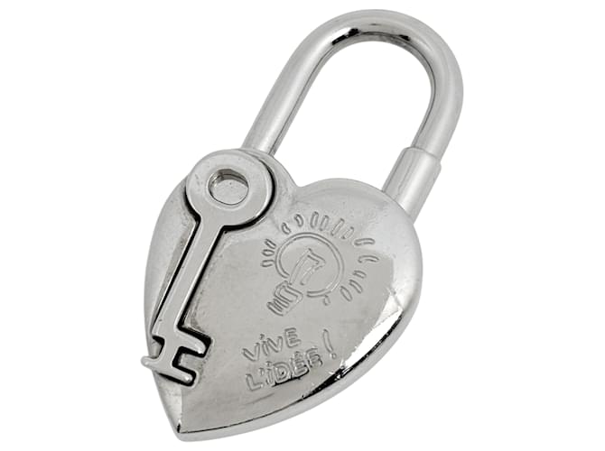 Hermès Hermes Bag Charm Viviride Heart Pendant Argenté 