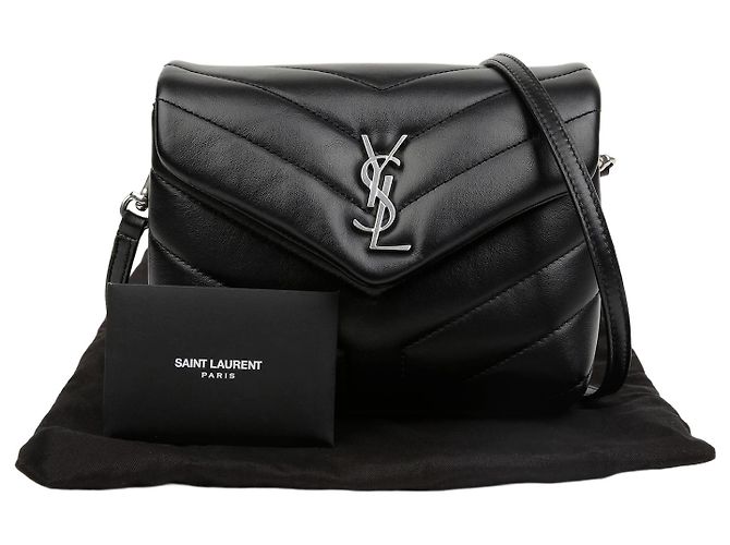 Saint Laurent Bolsa Loulou Toy Acolchoada Preta Preto