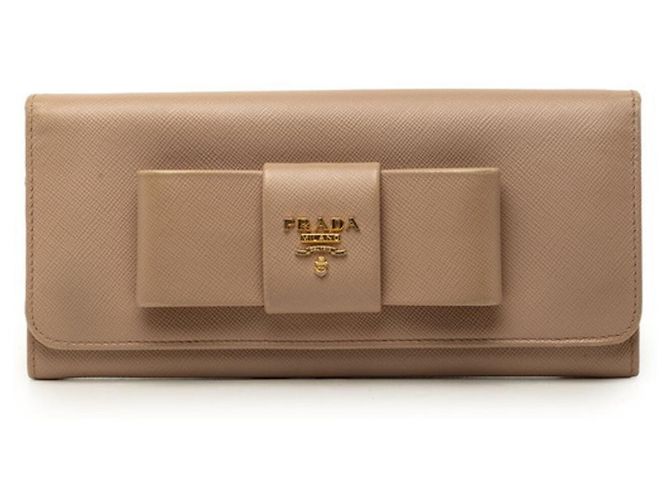 Cartera larga bi-fold Prada Logo Ribbon Beige