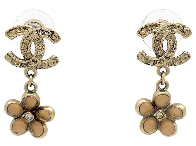 Chanel vergoldete Stecker-Ohrringe Golden