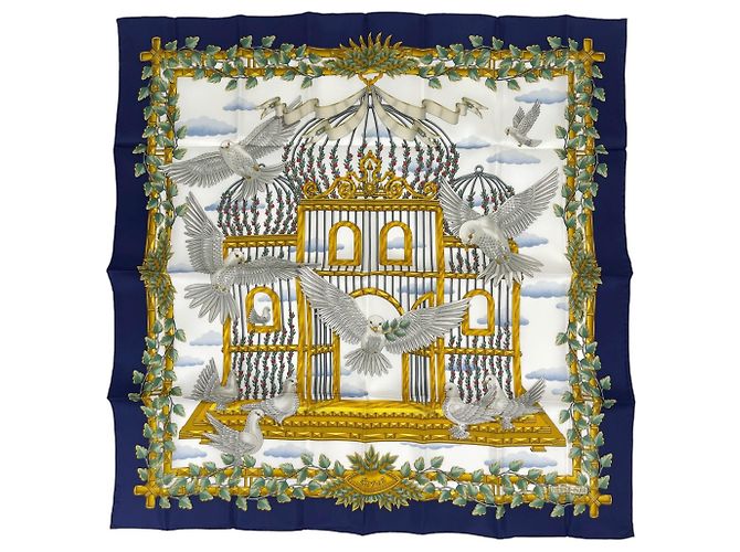 Hermès Hermes HERMES Carre 90 ENVOL Pañuelo de seda Multicolor Azul marino