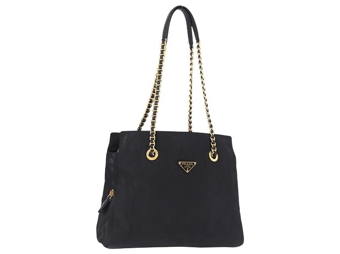 Bolsa de Ombro com Corrente PRADA Nylon Preto Tom Dourado Auth 194116