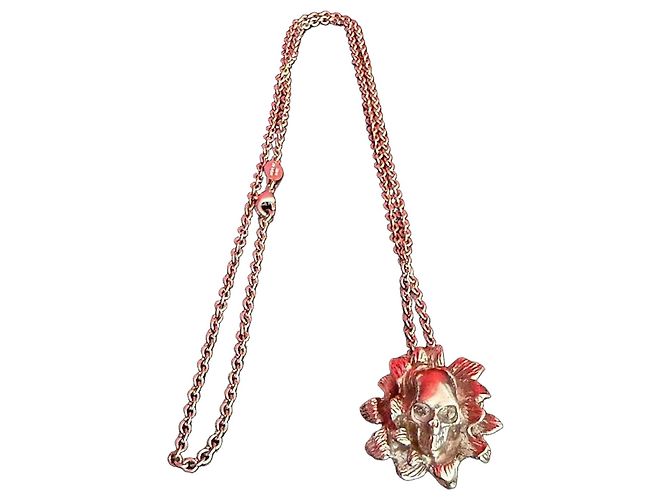 Colar Alexander McQueen com pendente de caveira e flor prateado Prata