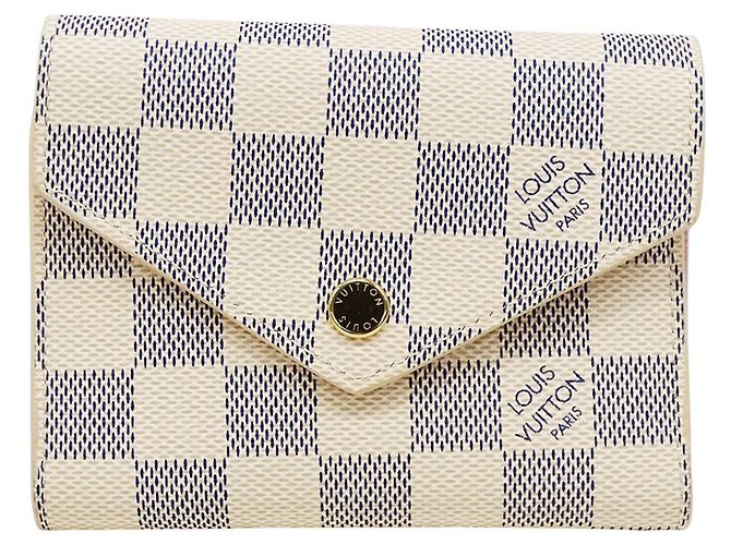 Louis Vuitton Tri-Fold Geldbörse Roh