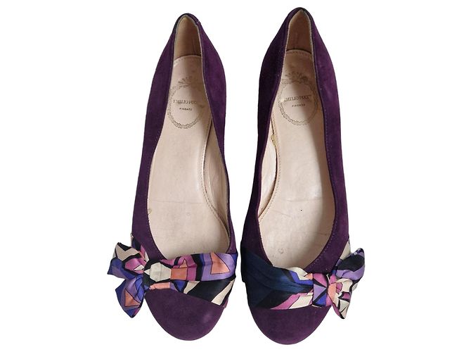 Emilio Pucci Sapatilhas de camurça roxas com laço geométrico Multicor Roxo