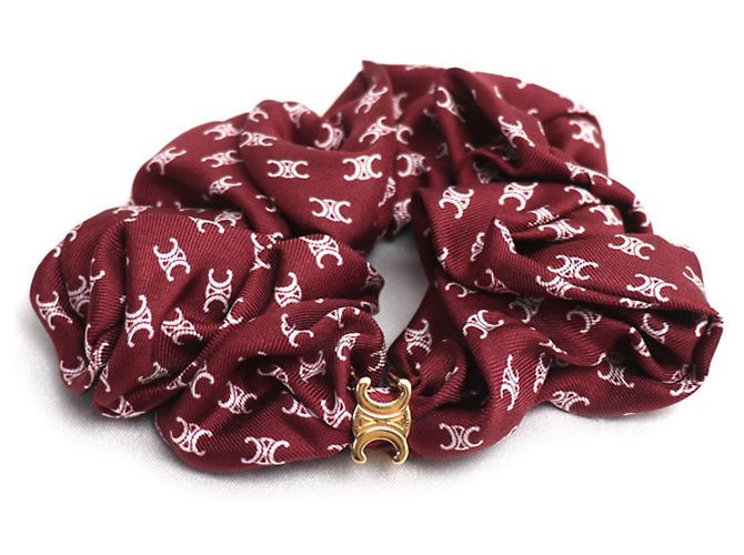 Céline Scrunchie Mini Triomphe em seda e latão CELINE Bordeaux