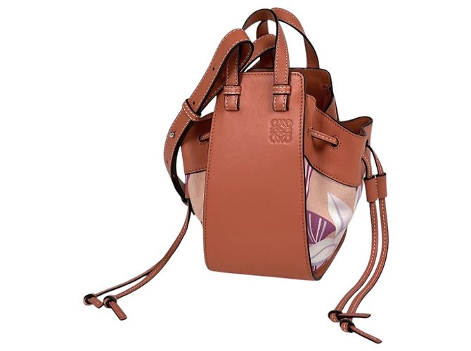 Bolsa de mão Loewe Paula's Ibiza Hammock Mini em couro floral