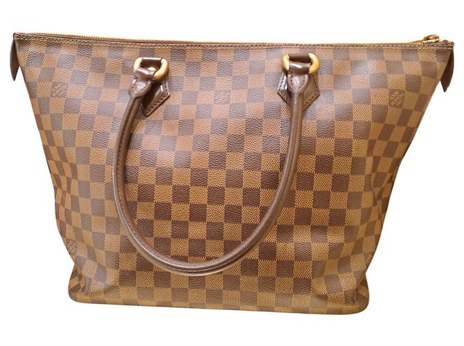 Louis Vuitton Saleya Damier MM Marrom