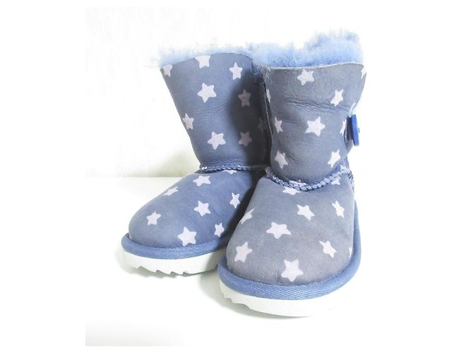 Autre Marque Botas de pele de carneiro UGG Bailey Button Star para crianças Azul Azul marinho