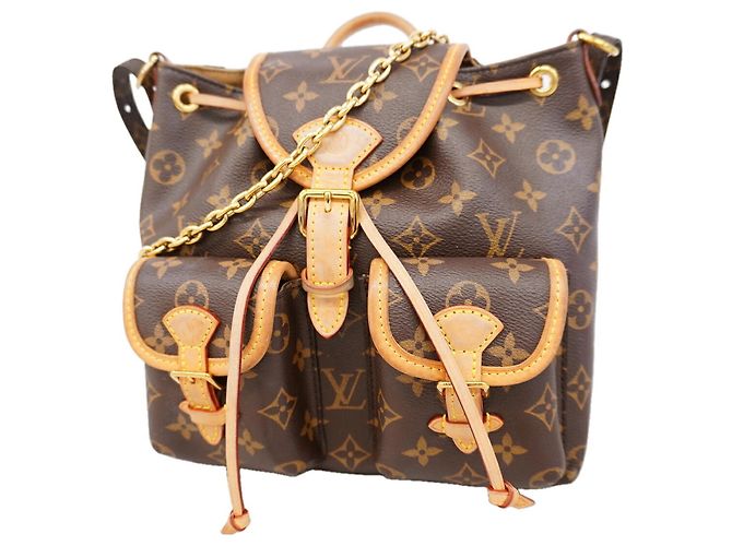 Louis Vuitton Monogram Excursion PM Rucksack Braun