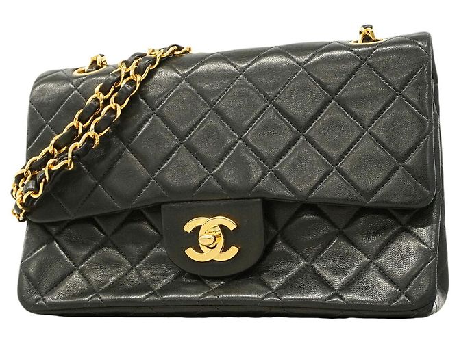 Borsa a tracolla Chanel Matelassé Nero
