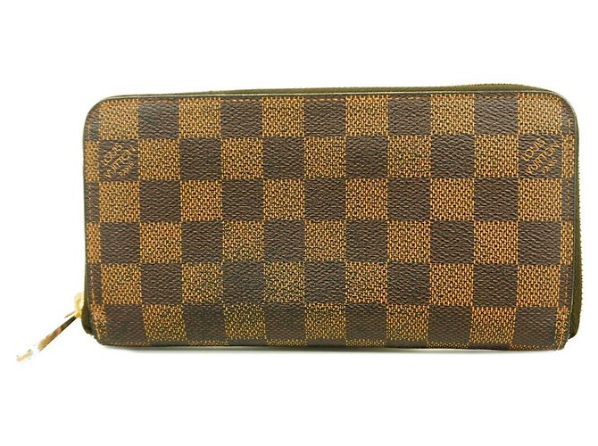 Louis Vuitton Damier Zippy Wallet in Ebene Damier ebene
