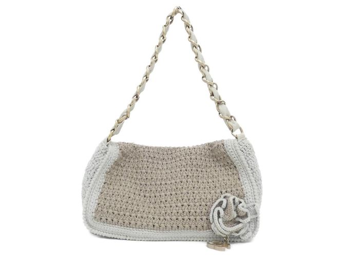Bolsa de ombro em malha bege Chanel