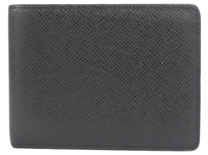 Louis Vuitton Taiga Portefeuille Multiple Billfold Black