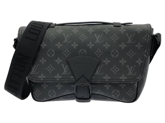 Louis Vuitton Monogram Eclipse Montsouris Messenger Shoulder Bag Black