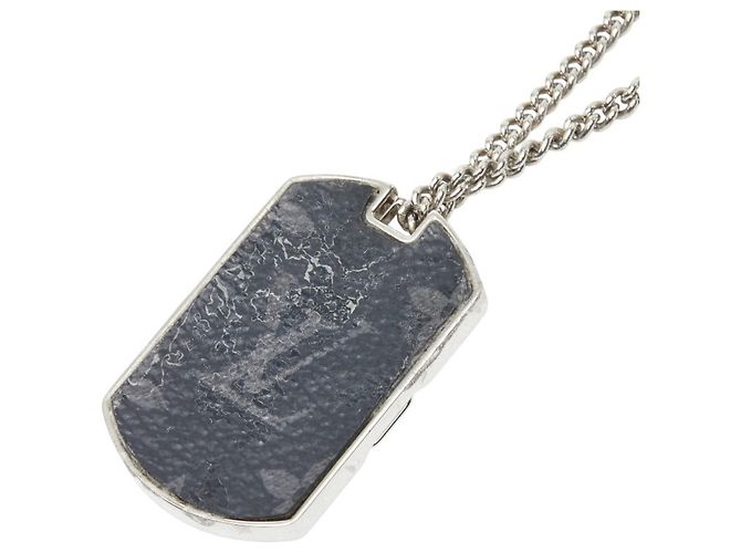 Louis Vuitton Monogram Eclipse Collier Plaque Chain Necklace Argento