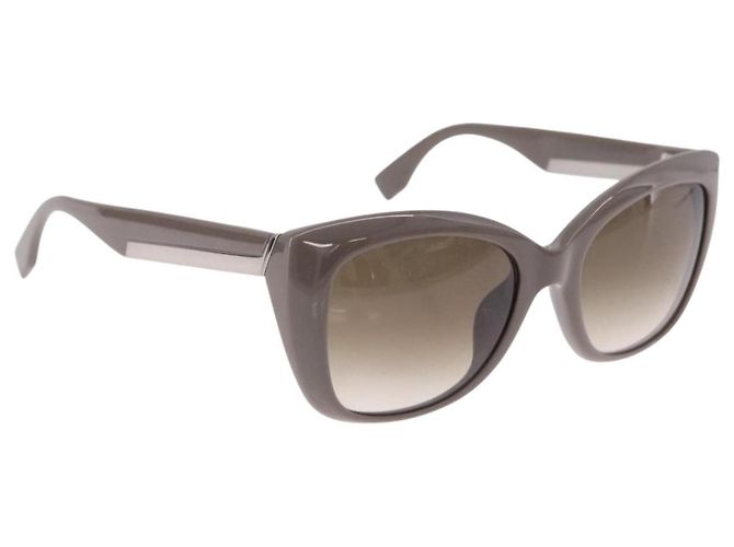 Gafas de sol FENDI plástico Gray Auth 193596M Castaño