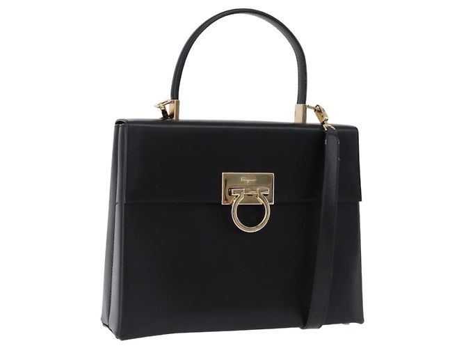 Bolsa Salvatore Ferragamo Gancini em couro 2way Preta Dourada Auth 192528A Preto Dourado