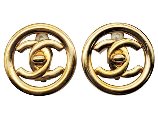 Boucles d'oreilles clips Chanel plaquées or Doré