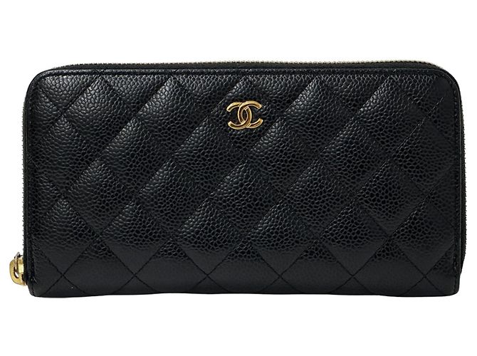 Cartera larga Chanel Matelassé Negro