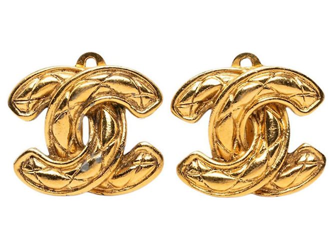 Orecchini a clip Chanel Matelassé Vintage D'oro