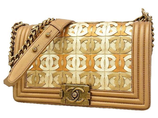 Bolso de hombro Chanel Boy Chain Dorado Marrón claro