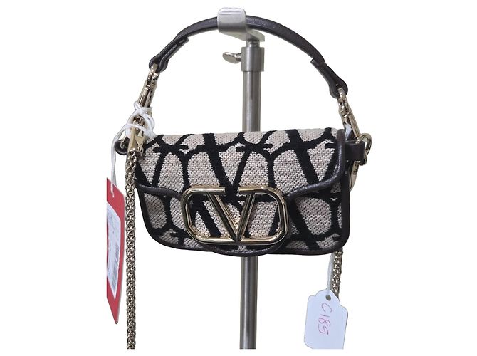 Valentino Garavani VLogo Chain Wallet Black Beige 