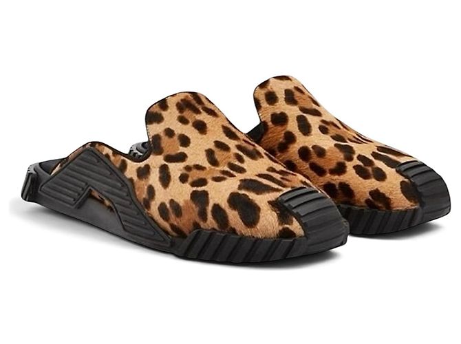 Dolce & Gabbana leopard print mules Black