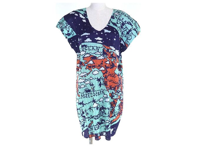 Issey Miyake PLEATS PLEASE World Map Ocean Kleid aus Polyester Mehrfarben