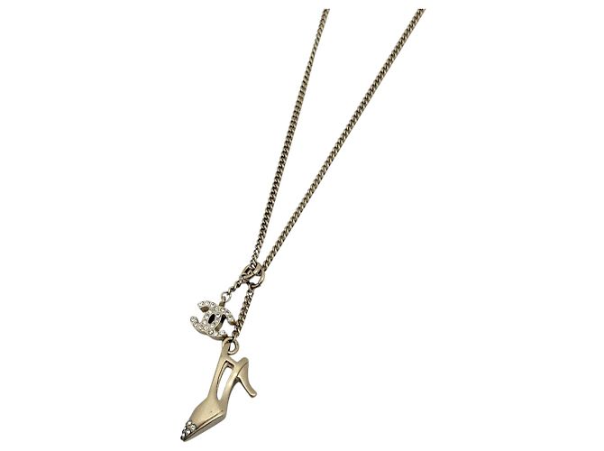 Collana Chanel placcata in oro con strass D'oro