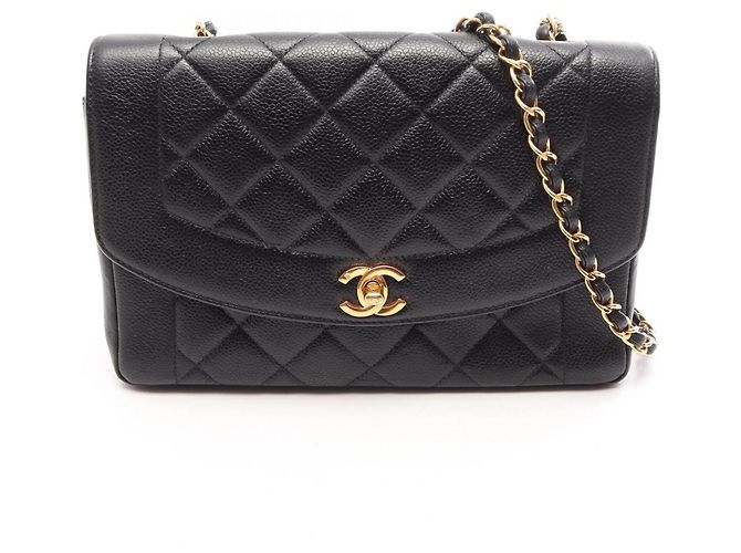 Borsa a tracolla Chanel Matelassé Diana Flap Nero