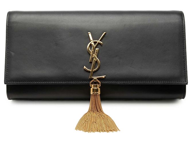 Saint Laurent Cassandre Clutch aus glattem schwarzem Kalbsleder mit Quaste