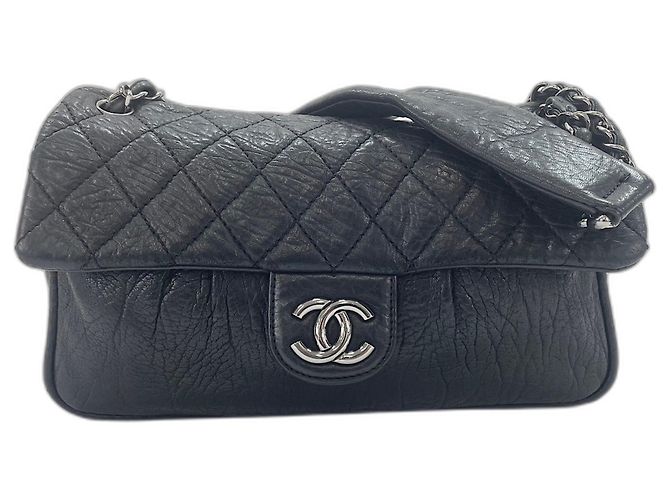Timeless Borsa a tracolla Chanel Matelassé Black Nero