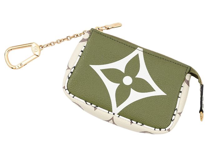 Louis Vuitton Monogram Giant Mini Pochette Accessoires Beige Khaki