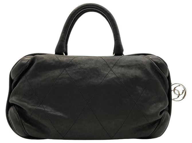 Sac à main Chanel Matelassé Bowling Bag Noir