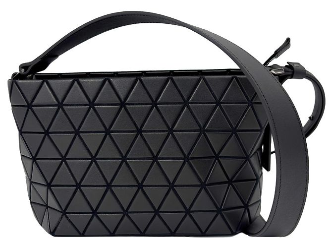 Issey Miyake BAOBAO Crystal Matte Shoulder Bag Negro