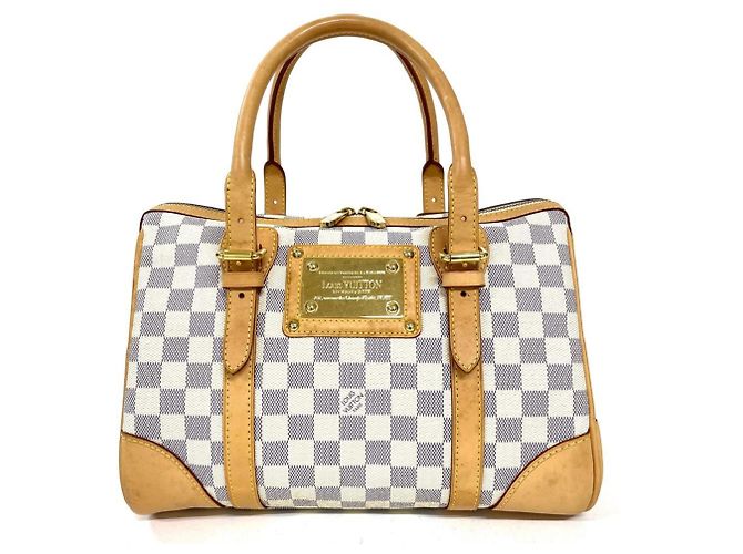 Bolsa Louis Vuitton Berkeley Branco