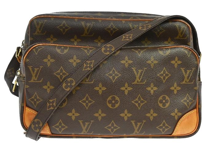 Louis Vuitton Nil Messenger Monogram Canvas 28 Marron