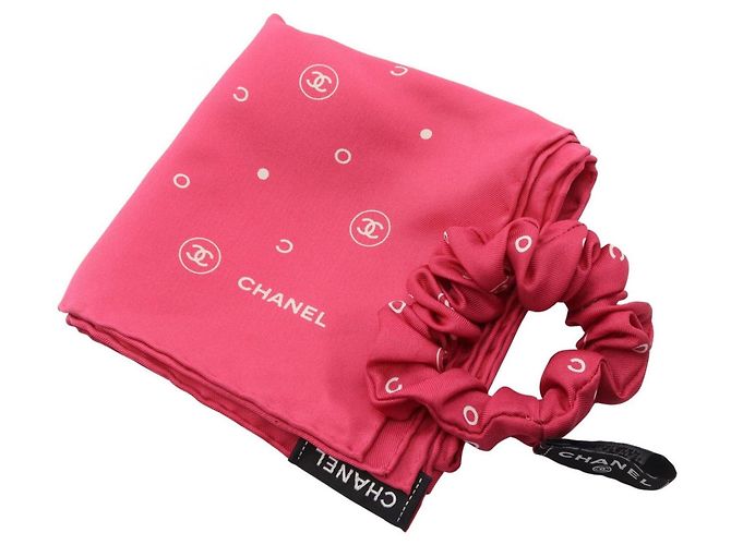 Conjunto de lenço e cachecol de seda rosa Chanel