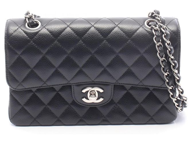 Borsa a tracolla Chanel Matelassé Double Flap Nero