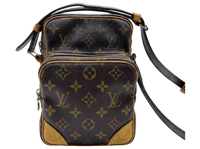 Louis Vuitton Amazone Monogram PM Marrom