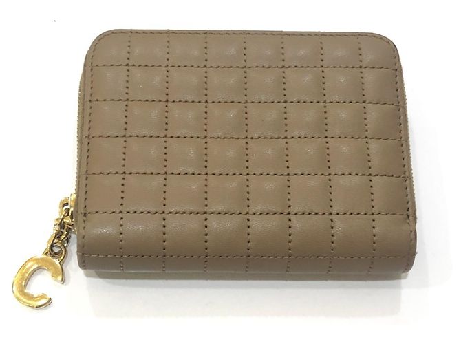 Céline Cartera compacta con cremallera Celine Quilted C-Charm Castaño