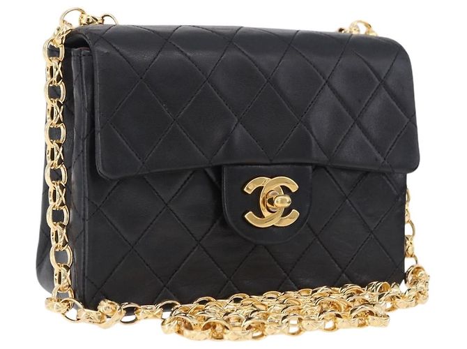 Borsa a tracolla CHANEL Chain Mini Matelasse in pelle d'agnello nera e oro CC Auth 195391SAV Nero D'oro