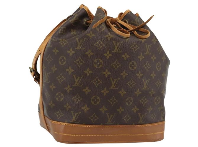 Sac à épaule LOUIS VUITTON Monogram Petit Noe M42226 LV Auth bs36701 Monogramme