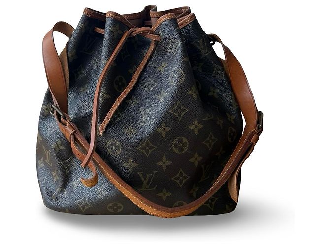 Noe Louis Vuitton Petit Noé Bege Dourado