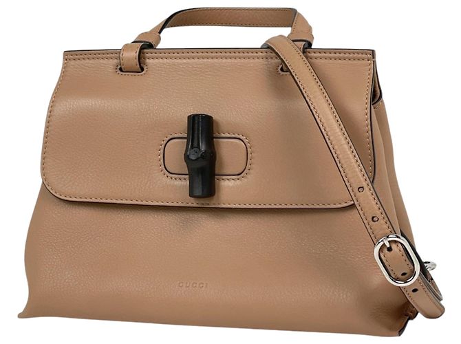 Bamboo Bolso Gucci de piel beige y bambú